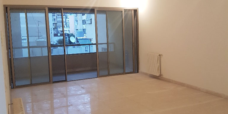 Brand New Apartment in a Modern Bldg