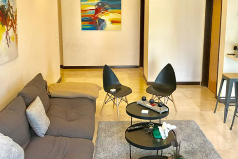 The Piece of Art Apartment in Gemayze!