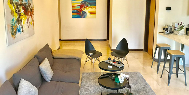 The Piece of Art Apartment in Gemayze!