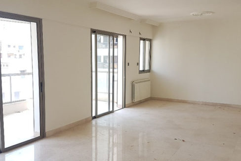 Beautiful Apartment Close to Sassine square