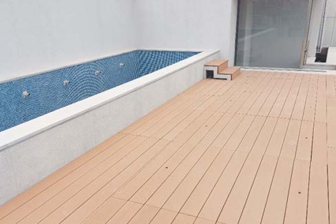 Stylish Duplex W/ Sharing Pool & Rooftop Terrace