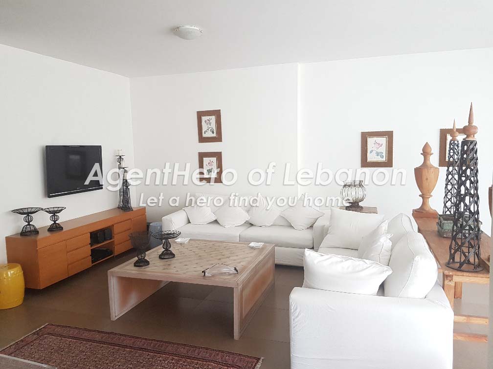 Italian vibes apartment in Achrafieh