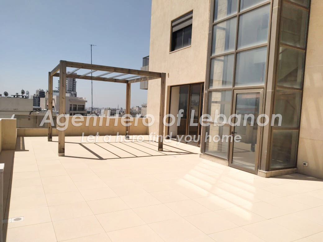 Duplex + 100 Sqm Rooftop Terrace !