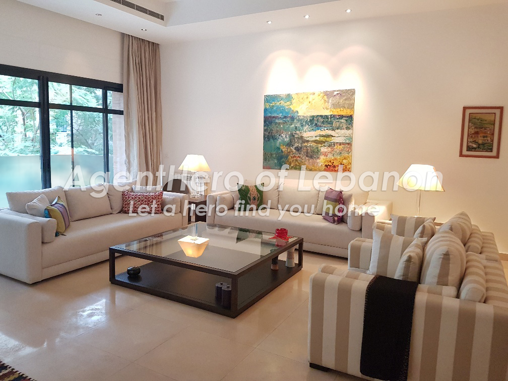 PF305 Beautiful Apartment |  Large Terrace | Prime Location